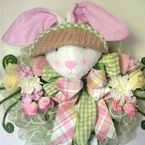 Spring Bunny Deco Mesh Bow Wreath Rabbit Greens Pinks - Picture 4 of 13